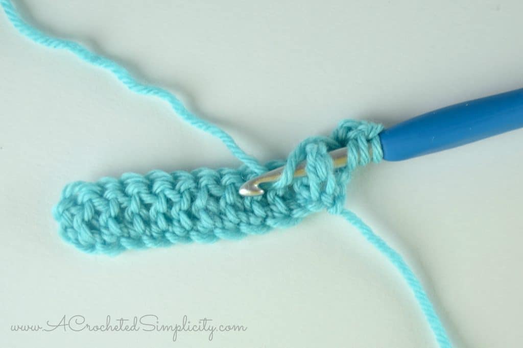 Wie man häkelt - Front Post Treble Crochet (Foto-Video-Tutorial) von einer gehäkelten Einfachheit