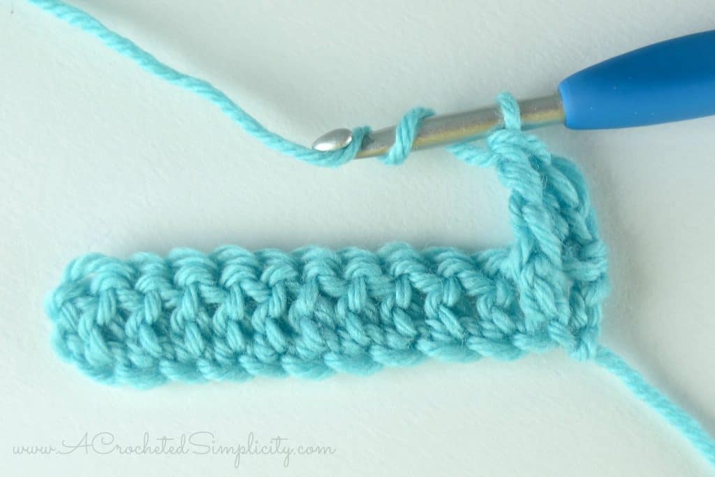 Wie man häkelt - Front Post Treble Crochet (fptr) (Foto-Video-Tutorial) durch eine gehäkelte Einfachheit