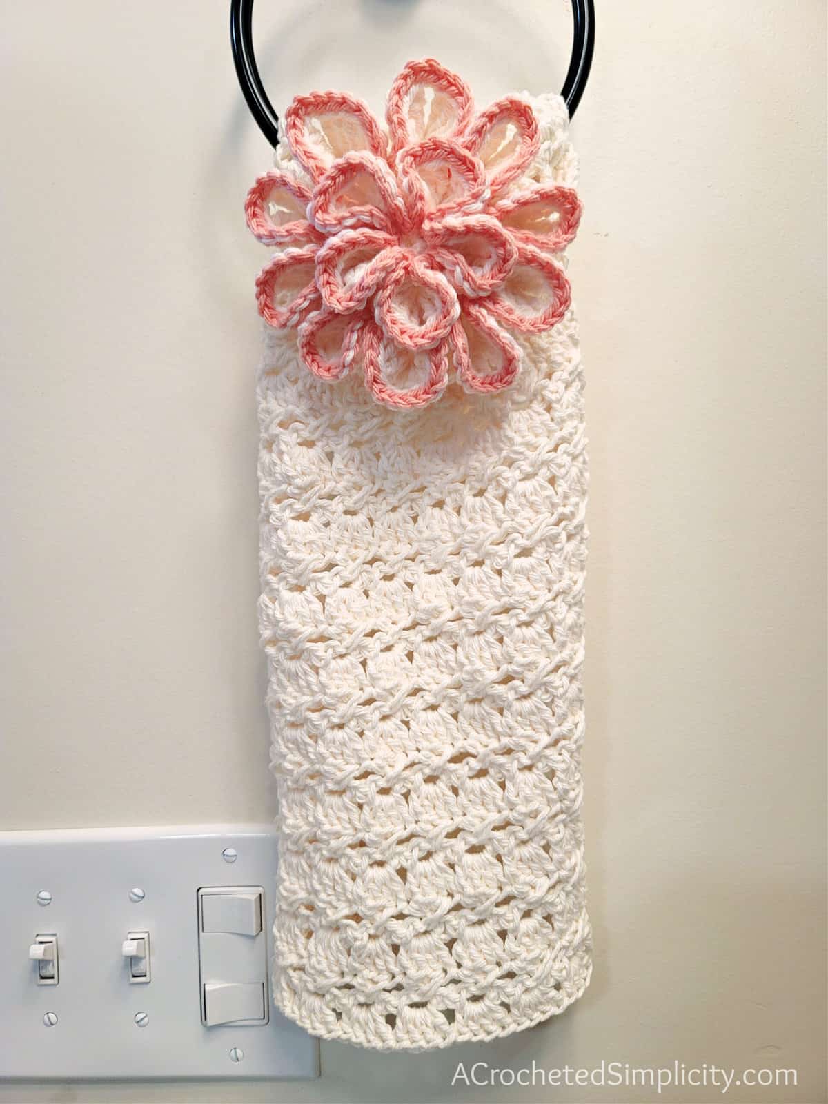 Farmhouse Flowers Crochet Kitchen Towel