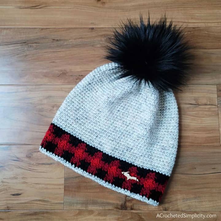 Buffalo Plaid Wine Cozy - Free Crochet Pattern - A Crocheted Simplicity