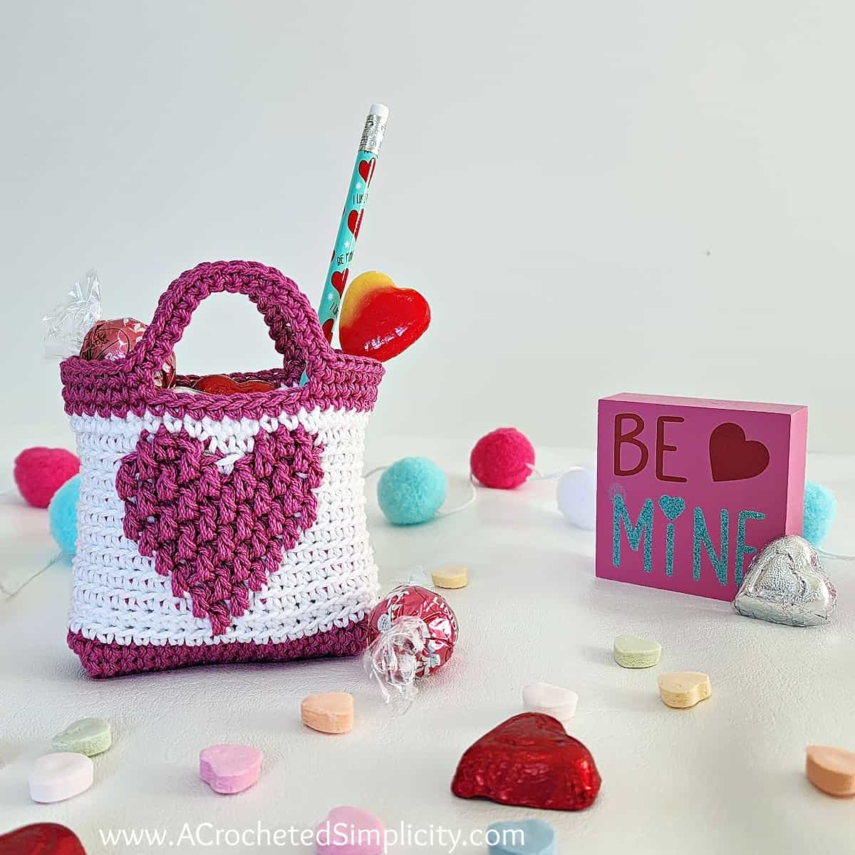 Candy Hearts Tote Bag, Free Crochet Pattern + Full Video Tutorial 